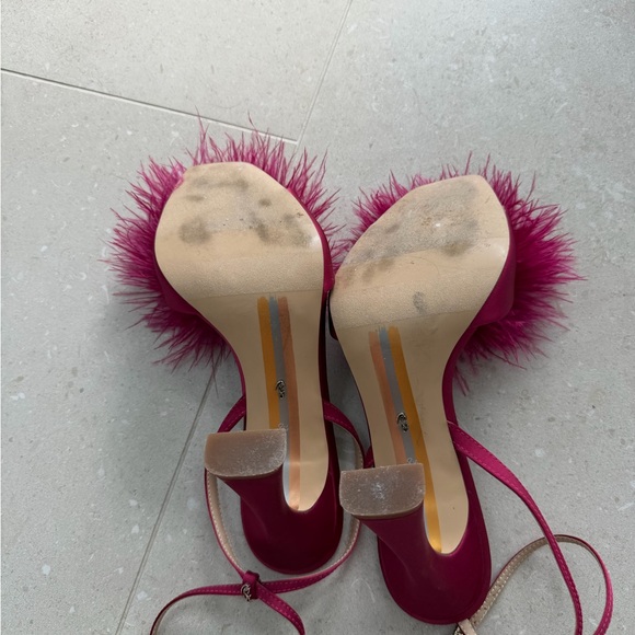 Sam Edelman Fuchsia Feathered Heels - Picture 4 of 7